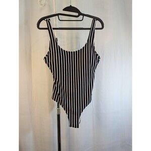 Women's Swimsuit Size 6 H&M Black And White Stripe One-piece Hi-cut (H04)